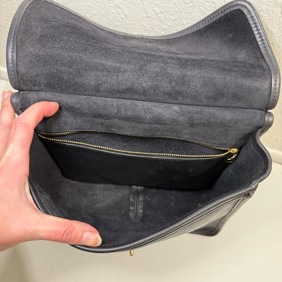 Vintage Black Leather Willis Coach Purse Crossbody Bag - Picture 15 of 16